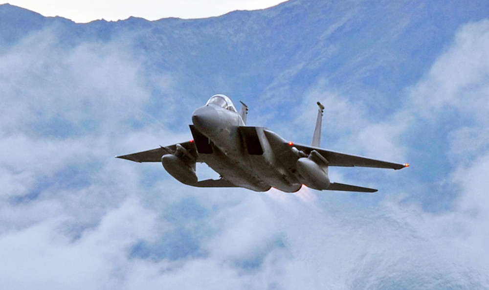 f 15e